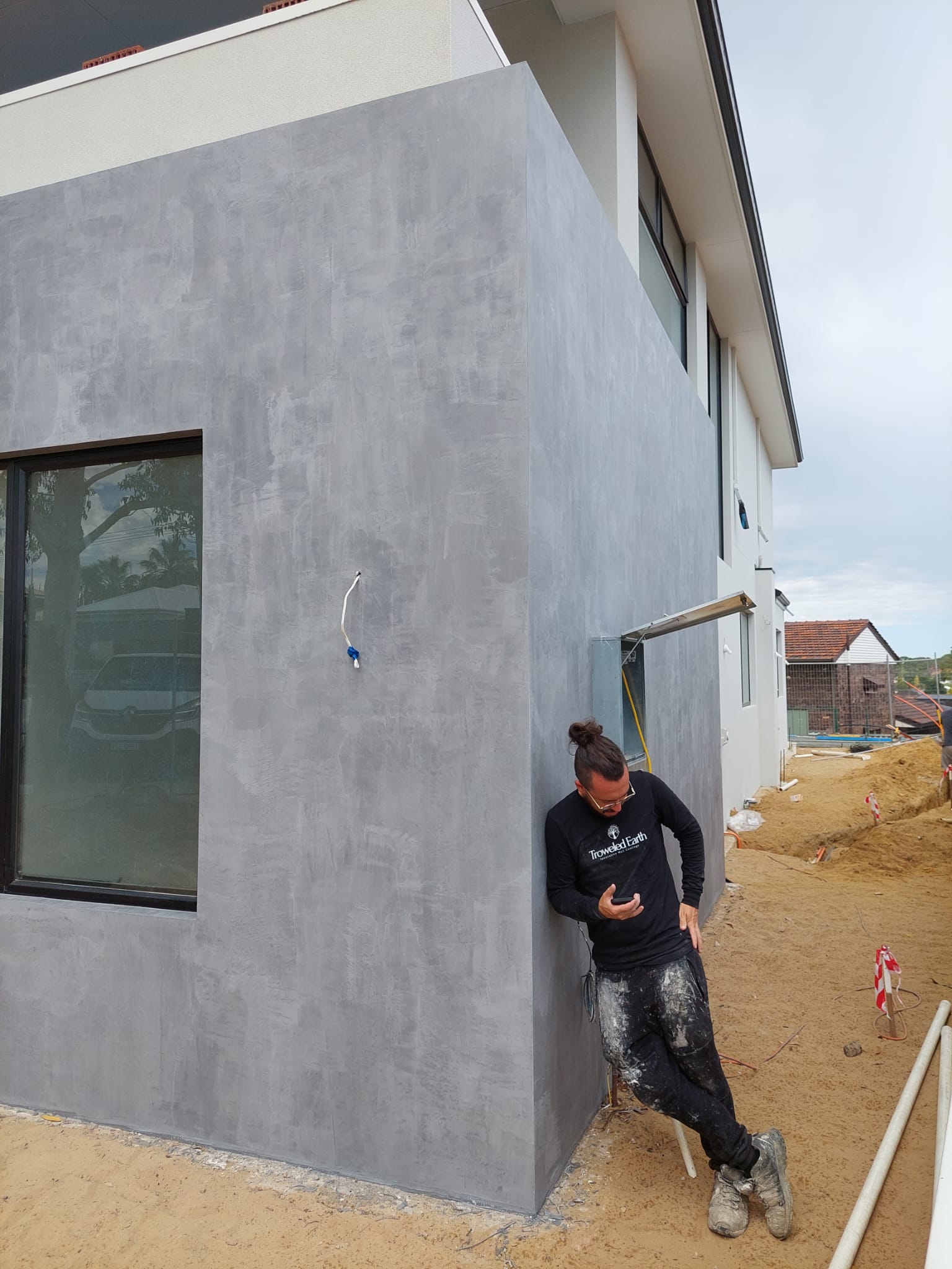 Concrete Dark — Exterior